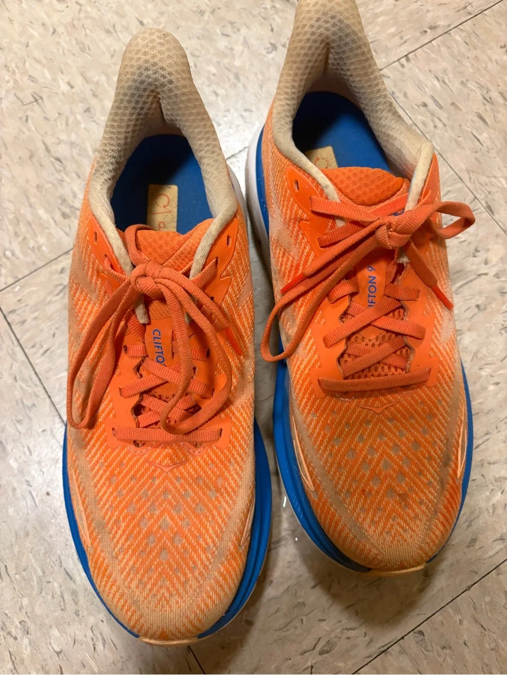 Hoka 30 50